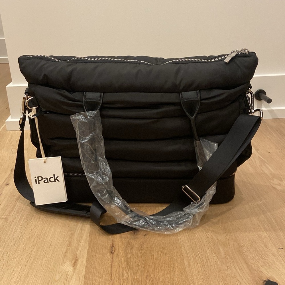 NWT - iPack Black Puffy Tote Bag - Picture 8 of 16